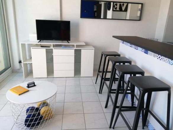 Bleu Du Sud Apartment Agde Bagian luar foto
